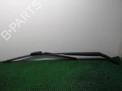 Used Front windshield wiper arm RENAULT SCÉNIC II (JM0/1_) 1.9 dCi (JM0G, JM12, JM1G, JM2C) (120 hp) 22077524