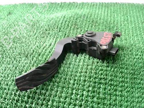 Pedal RENAULT MEGANE IV Hatchback (B9A/M/N_) 1.5 dCi 110 (B9A3) | BP29986485I4