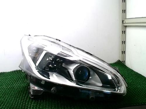 Used Right headlight PEUGEOT 208 I (CA_, CC_) 1.2 VTI 82 (82 hp) 30061080
