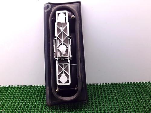 Used Right taillight Right taillight 22075801 22075801
