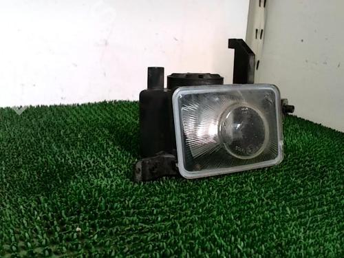 Used Left front fog light Left front fog light OPEL CORSA C (X01) 1.7 DTI (F08, F68) (75 hp) 20876885 20876885
