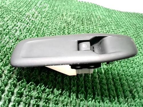 Used Right front window switch Right front window switch PEUGEOT 208 I (CA_, CC_) 1.4 HDi (68 hp) 22090611 22090611