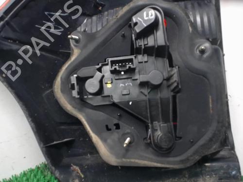 Used Right taillight Right taillight TOYOTA COROLLA (_E12_) 2.0 D-4D (CDE120R, CDE120L_) (116 hp) 20874413 20874413