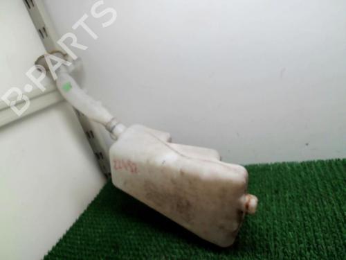 Windscreen washer tank RENAULT CLIO III (BR0/1, CR0/1) 1.5 dCi (C/BR0G, C/BR1G) | BP22083617C113 