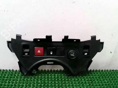 Kombi Kontakt / Stilkkontakt PEUGEOT PARTNER Tepee 1.6 HDi (114 hp) 22092253