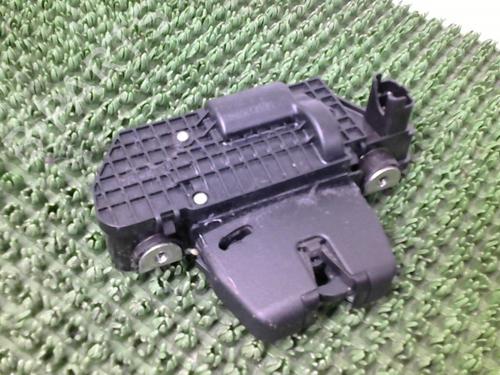 Tailgate lock CITROËN C3 II (SC_) 1.2 VTi 82 | BP31700497C101 