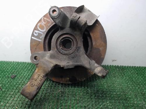 Left front steering knuckle MERCEDES-BENZ VITO Van (W638) 112 CDI 2.2 (638.094) | BP22079734M25 