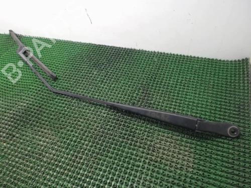 Used Front windshield wiper arm Front windshield wiper arm PEUGEOT 207 (WA_, WC_) 1.4 HDi (68 hp) 22081876 22081876