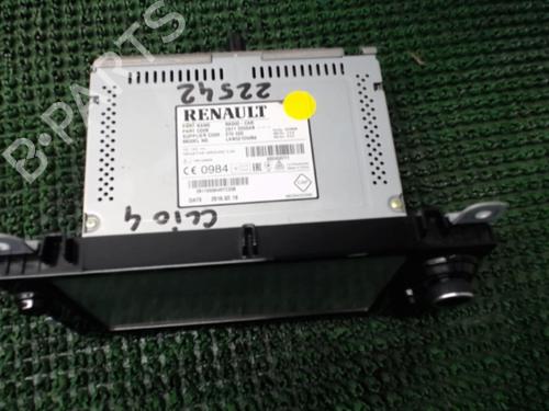 Used Radio RENAULT CLIO IV (BH_) 1.5 dCi 75 (75 hp) 25262192
