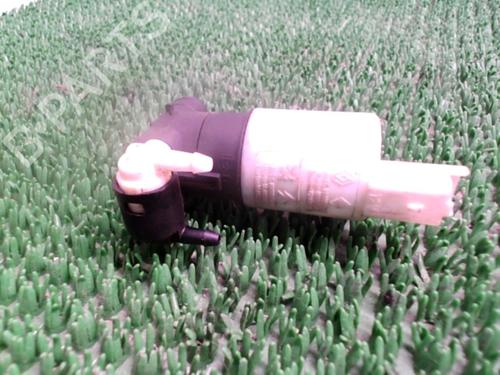 Washer pump PEUGEOT 308 I (4A_, 4C_) 2.0 HDi | BP22083745E24 