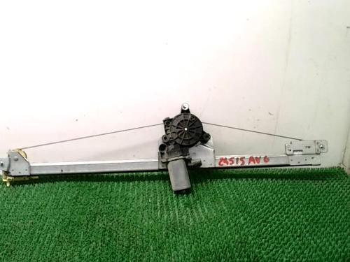 Używane Mechanizm podnoszenia szyby przedniej lewej RENAULT TRAFIC II Van (FL) 2.0 dCi 115 (FL01, FL0U, FL00, FL0H, FL0M) (114 hp) 30051945