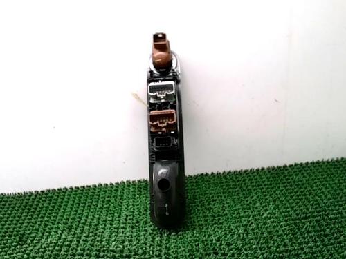 Used Left front window switch Left front window switch RENAULT ESPACE IV (JK0/1_) 2.0 dCi (JK01, JK02, JK1J, JK1K, JK1H) (150 hp) 22090088 22090088