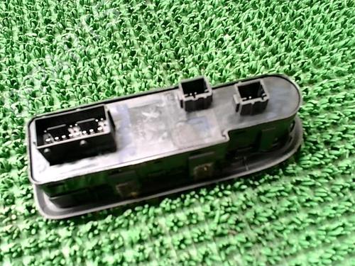 Left front window switch CITROËN C5 III Break (RW_) 2.0 HDi | BP29847854I27 