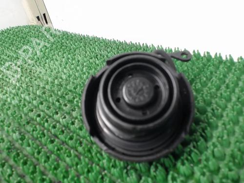 Used Fuel cap VW GOLF VI (5K1) 2.0 TDI (110 hp) 22081647