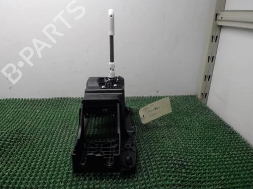 Used Gear lever Gear lever RENAULT MEGANE III Hatchback (BZ0/1_, B3_) 1.5 dCi (86 hp) 22078843 22078843