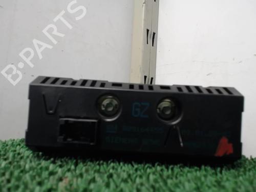 Display Display OPEL VIVARO A Van (X83) 1.9 DTI (F7) (101 hp) 22081928 22081928
