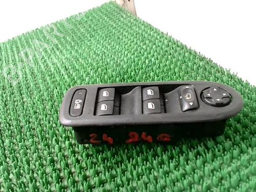 Used Left front window switch Left front window switch PEUGEOT 308 SW I (4E_, 4H_) 2.0 HDi (136 hp) 27346372 27346372