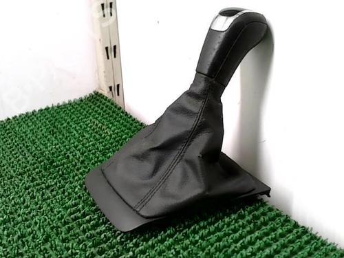 Used Gear lever SKODA YETI (5L) 2.0 TDI (110 hp) 22091595