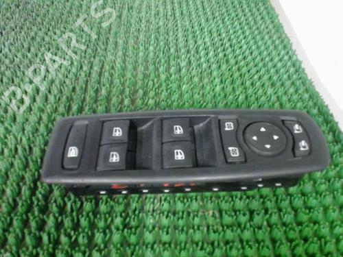 Used Left front window switch Left front window switch RENAULT MEGANE III Hatchback (BZ0/1_, B3_) 1.9 dCi (BZ0N, BZ0J) (131 hp) 22087363 22087363