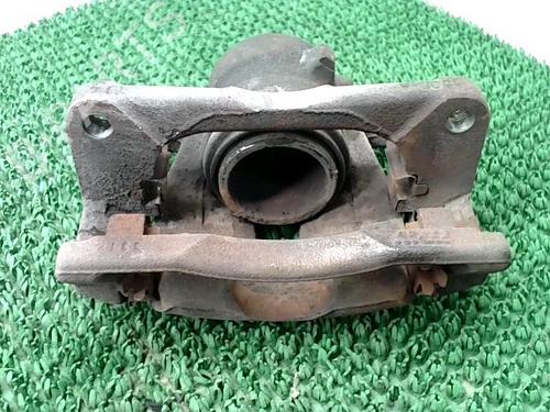 Used Right front brake caliper Right front brake caliper SUZUKI SWIFT III (MZ, EZ) 1.3 DDiS (RS413D) (75 hp) 29900905 29900905