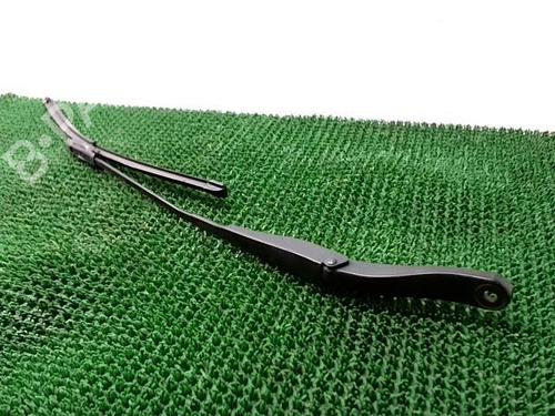 Used Front windshield wiper arm DACIA SANDERO II TCe 90 (B8M1, B8MA, B8AC) (90 hp) 22090238