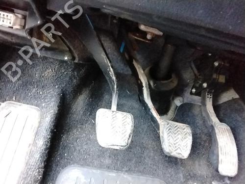Used Clutch pedal Clutch pedal TOYOTA RAV 4 III (_A3_) 2.2 D 4WD (ALA30_, ALA30R) (136 hp) 34213121 34213121