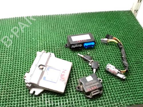 Used Electronic module RENAULT TRAFIC Bus (T_, P_, V_) 1.9 D (60 hp) 30045090