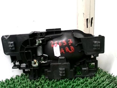Used Rear right interior door handle Rear right interior door handle CITROËN C3 III (SX) 1.2 PureTech 82 (83 hp) 29371960 29371960