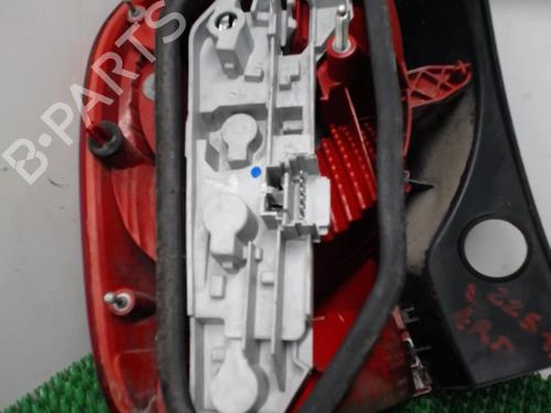Used Right taillight RENAULT MODUS / GRAND MODUS (F/JP0_) 1.5 dCi (FP0F, JP0F) (86 hp) 22083397