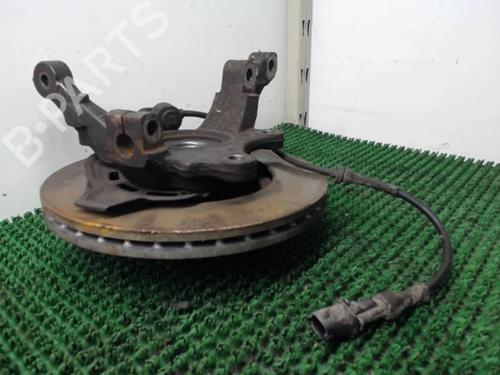 Used Left front steering knuckle Left front steering knuckle OPEL CORSA C (X01) 1.2 (F08, F68) (75 hp) 22080079 22080079