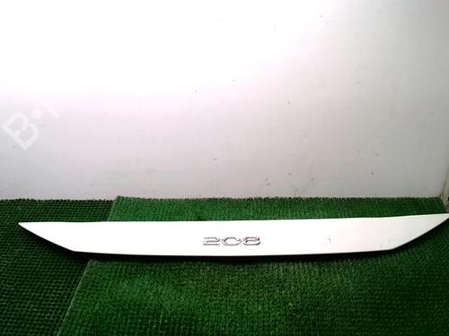 Grille PEUGEOT 208 II (UB_, UP_, UW_, UJ_) 1.5 BlueHDI 100 98232100VD