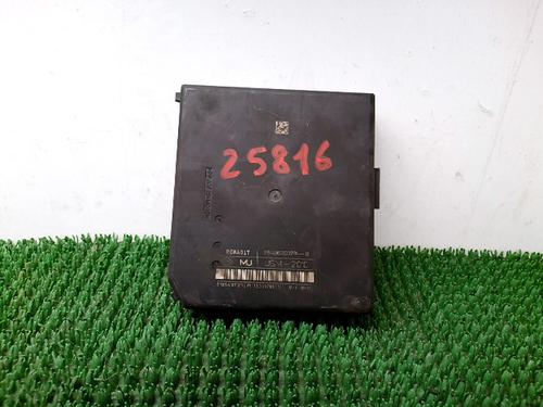 fuse-box-renault-master-iii-van-fv-2010-34163629 main image