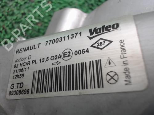 Left headlight RENAULT TRAFIC II Van (FL) 1.9 dCi 100 (FL0C) | BP20875324C28 
