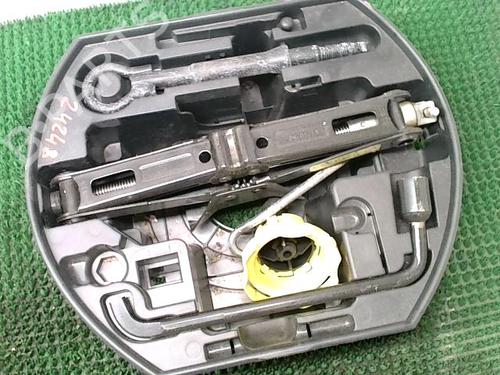 Jack Kit SEAT IBIZA IV SC (6J1, 6P5) 1.4 TDI | BP29401844C119 