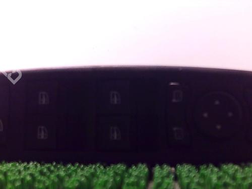 Switch RENAULT MEGANE III Hatchback (BZ0/1_, B3_) 1.5 dCi (BZ09, BZ0D, BZ1W, BZ29, BZ14) | BP22076056I30 