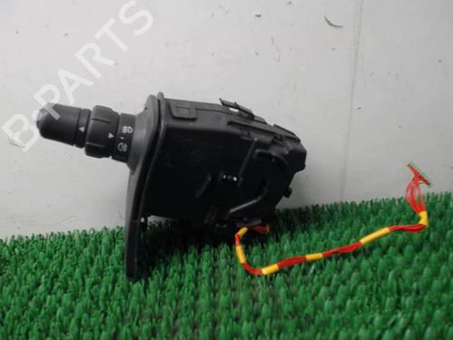 Used Switch Switch RENAULT CLIO III (BR0/1, CR0/1) 1.5 dCi (BR17, CR17) (86 hp) 22087338 22087338