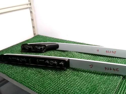Used Roof bar Roof bar PEUGEOT 2008 I (CU_) 1.6 HDi (114 hp) 22092122 22092122