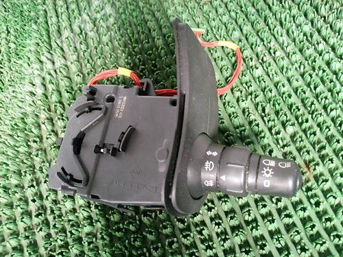 Switch RENAULT CLIO III Hatchback Van (SB_, SR_) | BP36155513I30 - Image 2