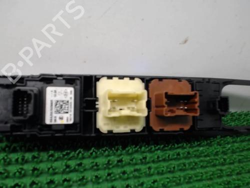 Used Switch Switch RENAULT CLIO IV (BH_) 1.5 dCi 90 (90 hp) 22082696 22082696