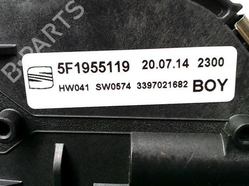 Used Front wiper motor SEAT LEON SC (5F5) 1.8 TSI (180 hp) 22090741