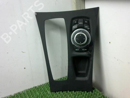 Used Switch Switch BMW X5 (E70) xDrive 35 d (286 hp) 31841740 31841740