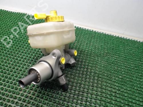 Used Brake master cylinder VW NEW BEETLE (9C1, 1C1) 1.6 (102 hp) 22077739