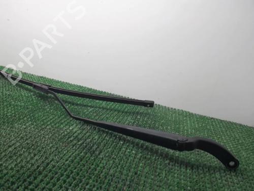 Used Front windshield wiper arm RENAULT CLIO IV (BH_) 1.5 dCi 75 (75 hp) 20876696