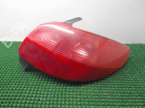 Frontlys deksel PEUGEOT 206 Hatchback (2A/C) 1.9 D (69 hp) 22077173