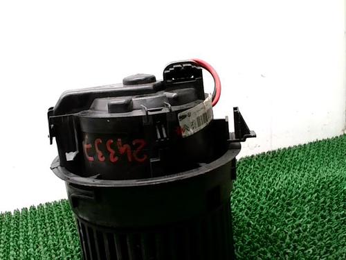 Heater blower motor PEUGEOT 208 I (CA_, CC_) 1.6 HDi | BP25888524M62