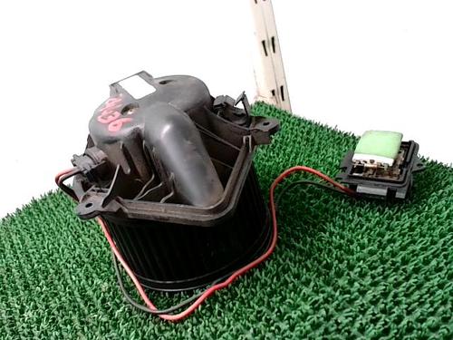 Heater blower motor RENAULT TRAFIC II Van (FL) 2.0 dCi 90 (FL0H, FL00, FL01, FL0M, FL0P, FL0S) | BP30051950M62 