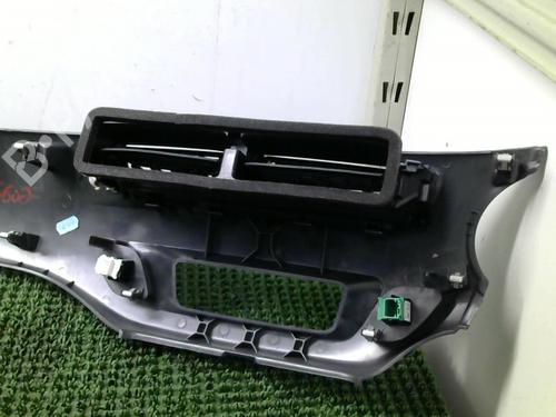 Used Air vent Air vent CITROËN C3 II (SC_) 1.2 VTi 82 (82 hp) 31700470 31700470