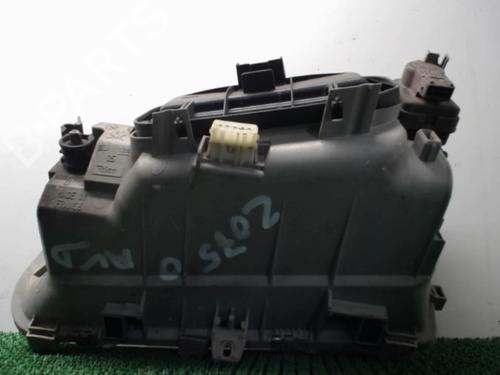 Right headlight PEUGEOT 806 (221) 2.1 td 12V | BP22079418C29 