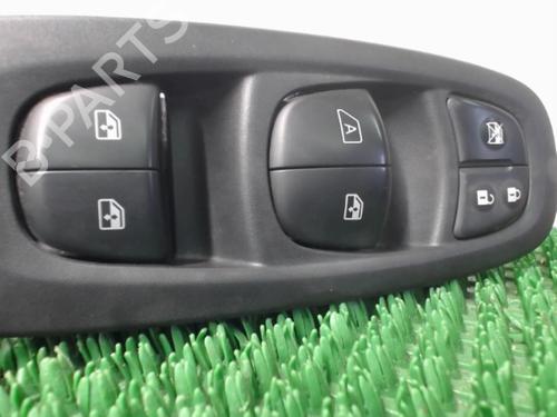 Used Left front window switch Left front window switch RENAULT KADJAR (HA_, HL_) 1.2 TCe 130 (HLMR) (130 hp) 22086711 22086711