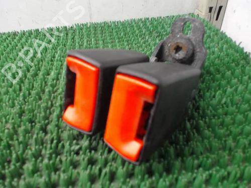 Used Seat buckle FORD KUGA I 2.0 TDCi 4x4 (140 hp) 22088056